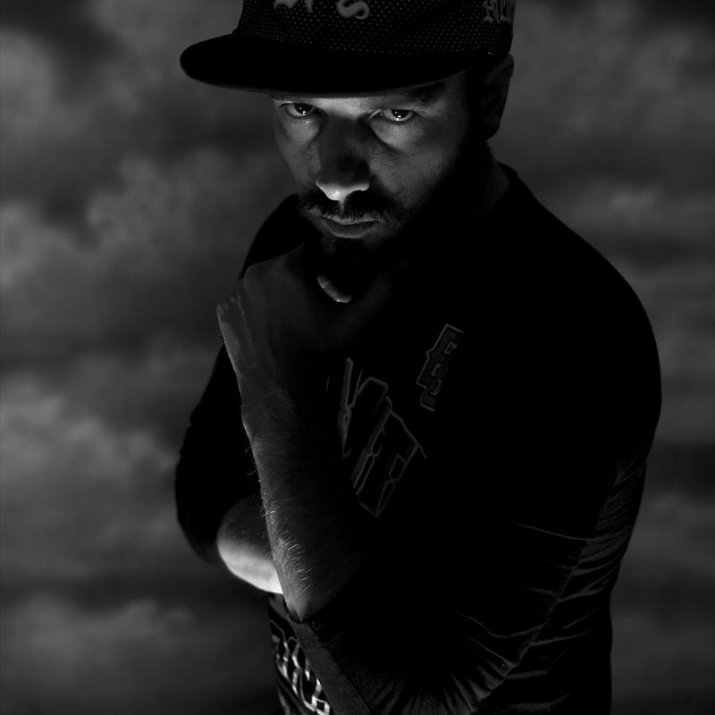 Sesión de fotos de sesiones de Jesús: Tenebroso 9-1