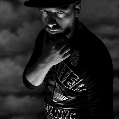 Sesión de fotos de sesiones de Jesús: Tenebroso 0-1