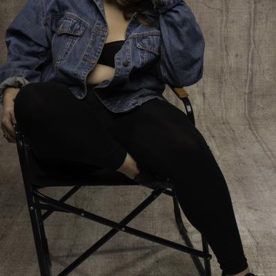 Sesión fotos Miriam: Y una silla 032