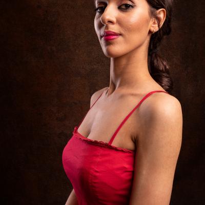 Sesión fotos: Jazmine en Rojo 030