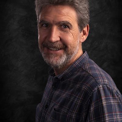 Con una esa sonrisa basta